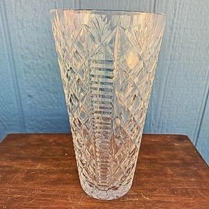 Vintage Waterford Crystal Clare cut Pineapple and Diamond Skyshell Vase 10” tall